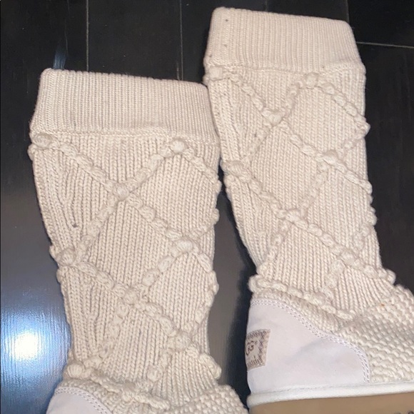 Authentic ugg boots - Picture 4 of 7